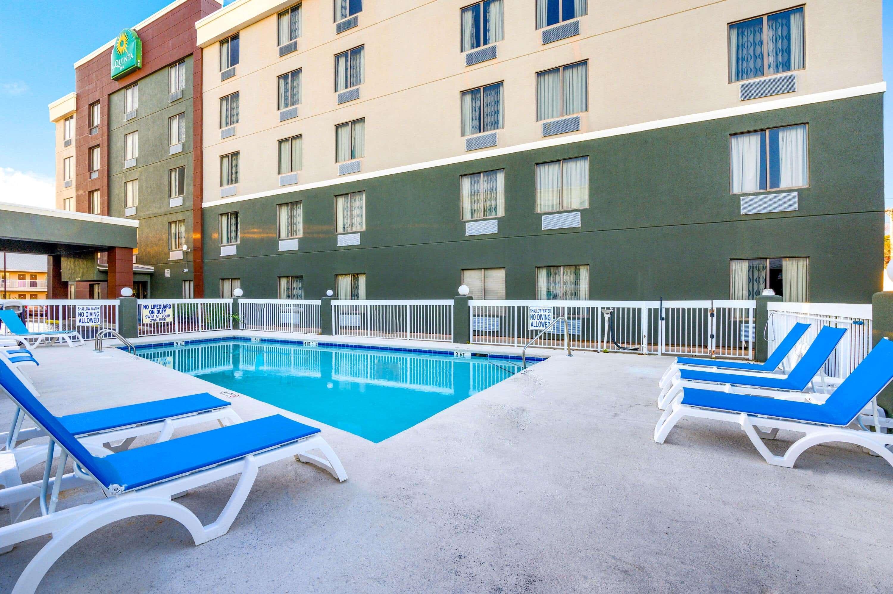 La Quinta Inn By Wyndham North Myrtle Beach Exterior photo